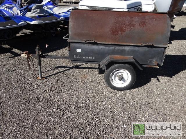 lot 467 image: Belson Manufacturing Portable Grill Trailer
