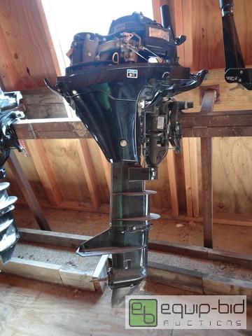 lot 471 image: Mercury 9.9HP Boat Motor