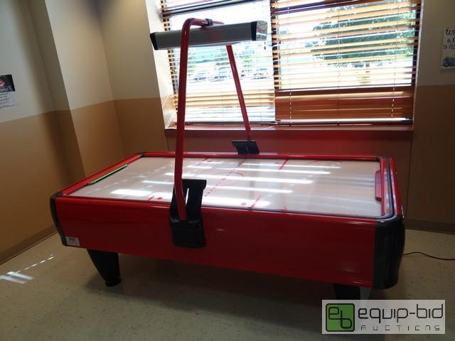 lot 492 image: Barron Games Air Hockey Table