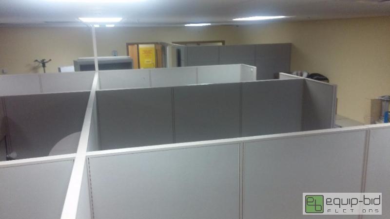lot 508 image: Lot Of Cubicles