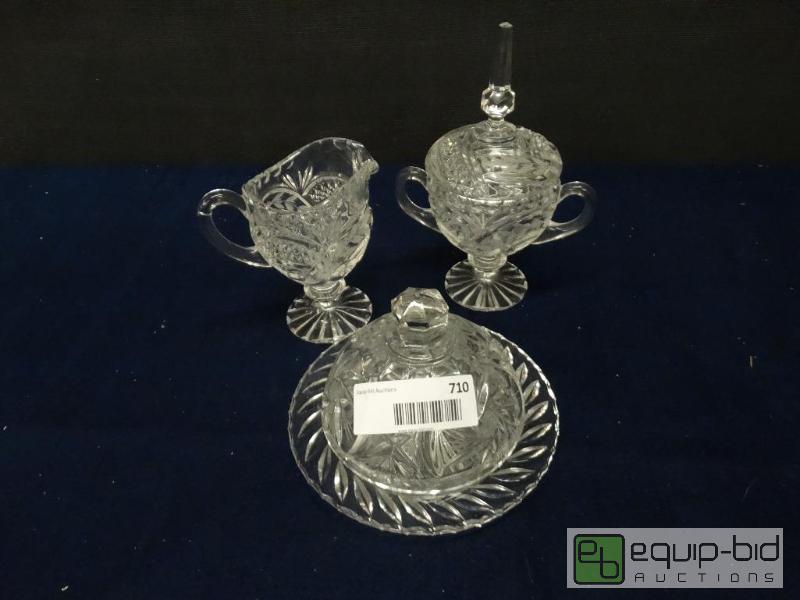lot 710 image: Crystal Severs&nbsp  Matching Crystal Creame...