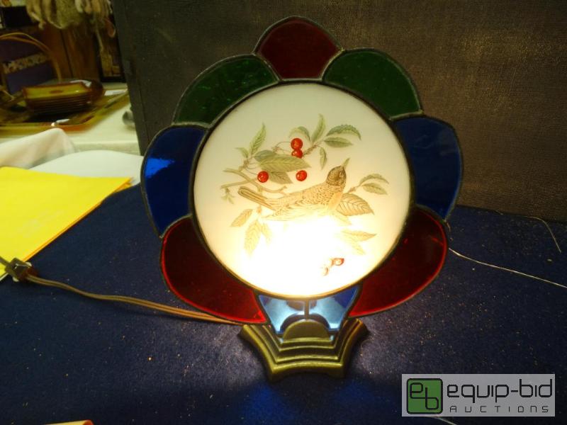 lot 736 image: Lamp&nbsp  Stained Leaded Glass Bird Lamp&n...