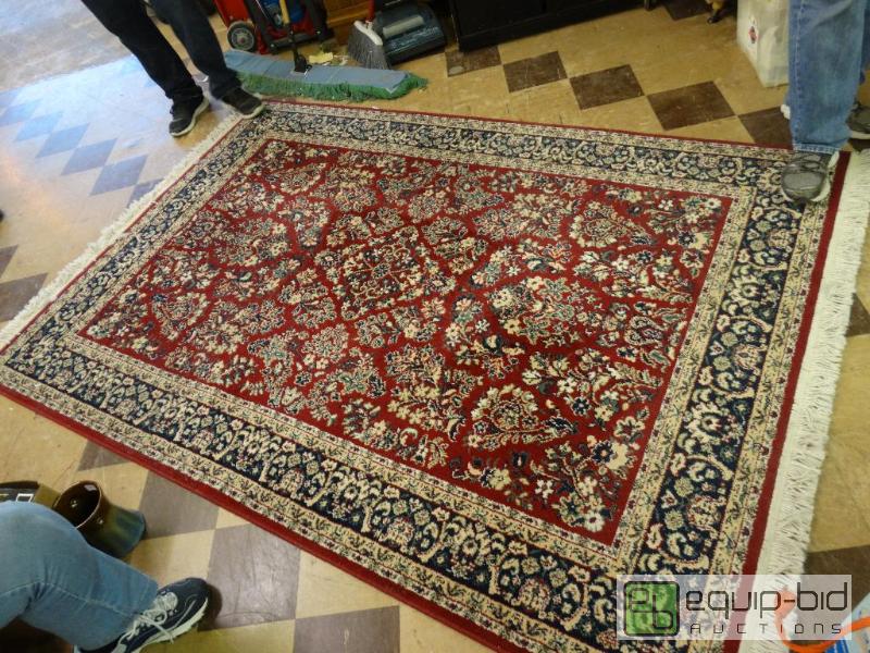 lot 1028 image: 5 x 7 Fringed Rug...