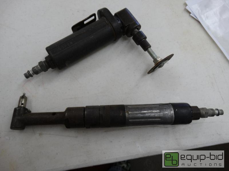 lot 816 image: 2 Air Tools....