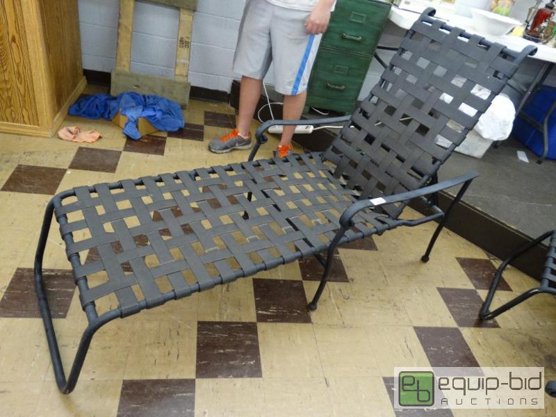 lot 821 image: Aluminum Patio Lounge Chair....