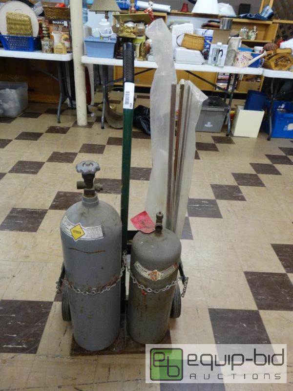 lot 850 image: Torch Cart 2 BottlesMisc....