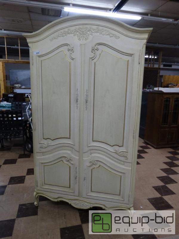 lot 864 image: Beautiful Solid Wood Clothes Armoir&nbspW2 ...