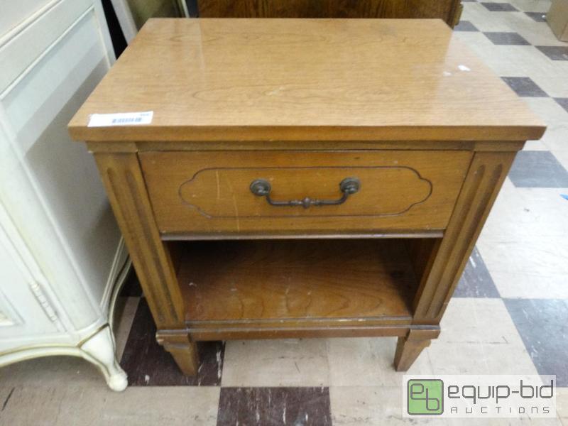 lot 866 image: Nite&nbspStand WDrawer....