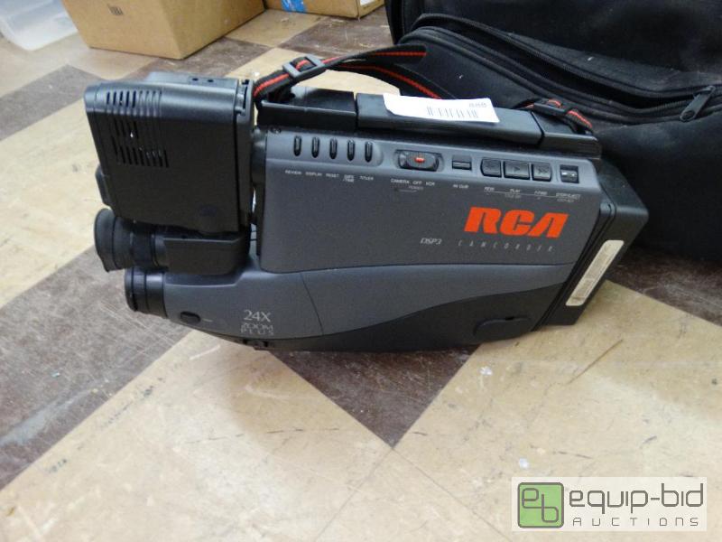 lot 888 image: RCA Camcorder WCarrying Case....