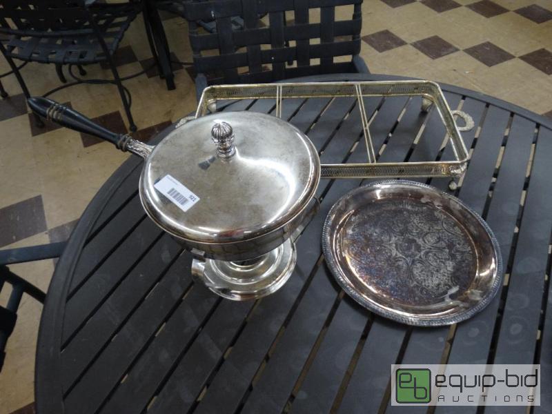 lot 921 image: Lot Of 3 Silver plate&nbspServers, 3 Slot Ca...