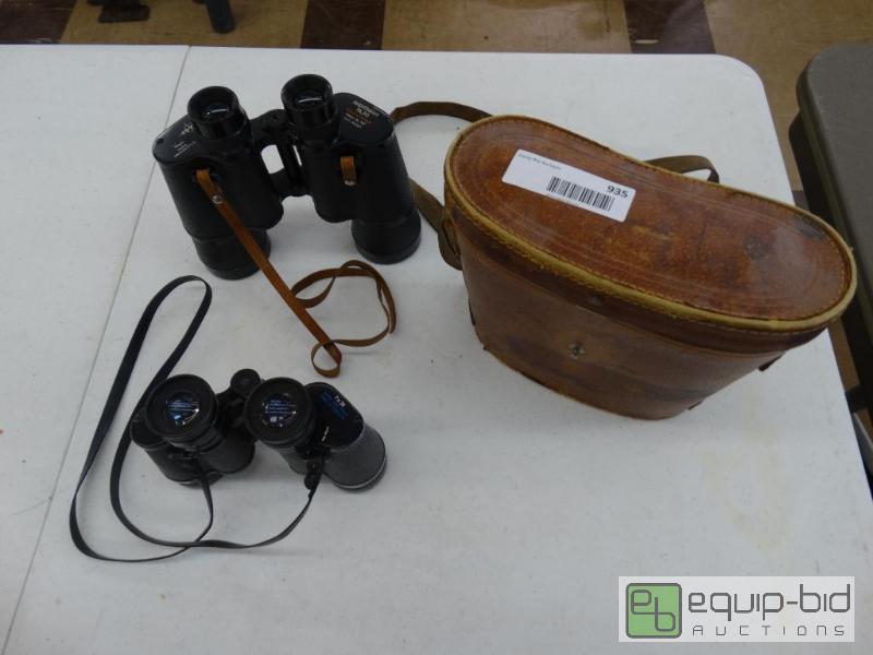 lot 935 image: Lot Of 2 Pairs Of Binoculars. Small Set Is Bu...