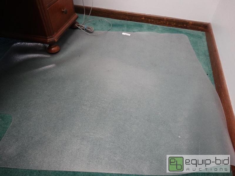 lot 718 image: Office Floor Matt Plastic 9 Of them....