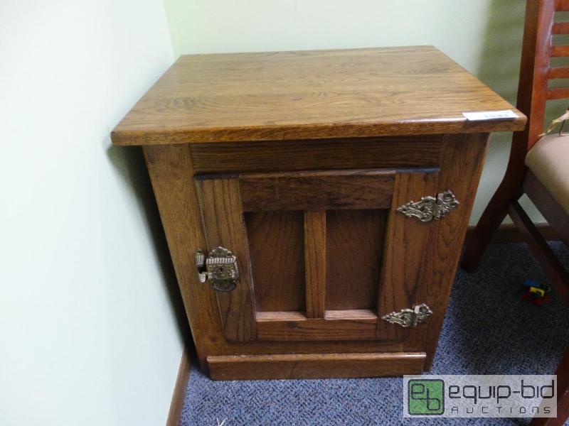 lot 736 image: End Table With Door....
