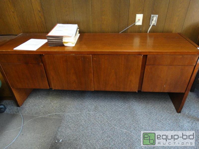 lot 782 image: Nice Long Wooden Cabinet....