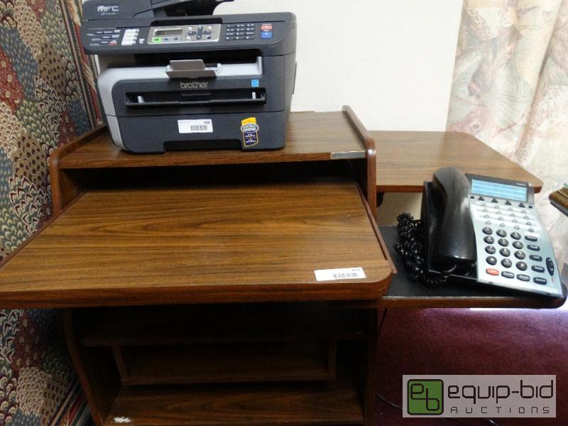 lot 819 image: Micro Centre Desk.&nbsp...