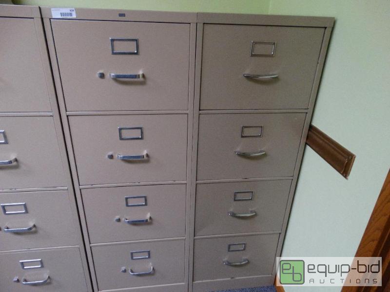 lot 824 image: 1 - Hon &amp 1 - Other File Cabinet 4 Drawer...