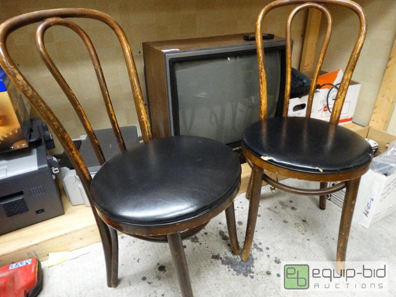 lot 862 image: 2 - Chairs....