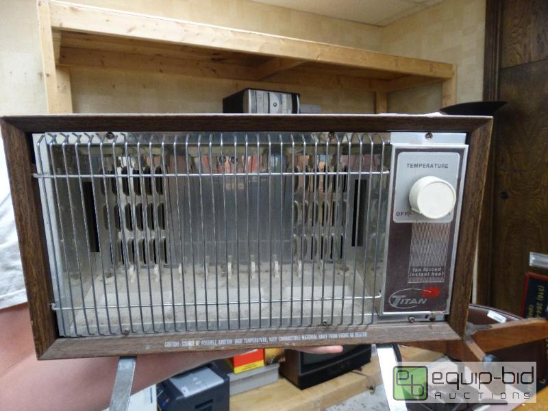 lot 877 image: Titan&nbsp  Fan Forced Instant Heat....