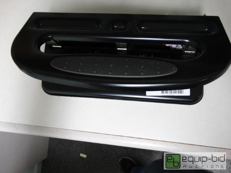 lot 887 image: Black 3 Hole Punch Business Source....