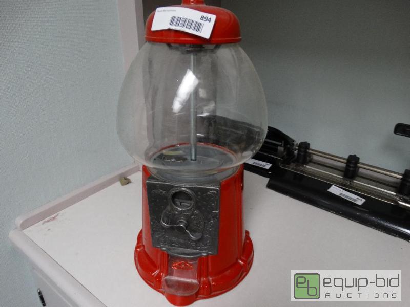 lot 894 image: Carousel Gumball Machine....