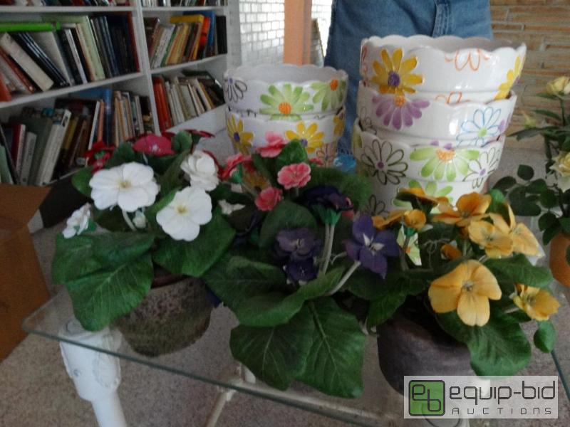 lot 2261 image: Lot of faux violets in pots, 5 ceramic plante...