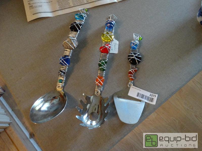 lot 2273 image: Designer serving utensils....