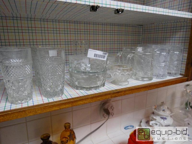 lot 2287 image: Large lot of pressed glass drink ware and bow...