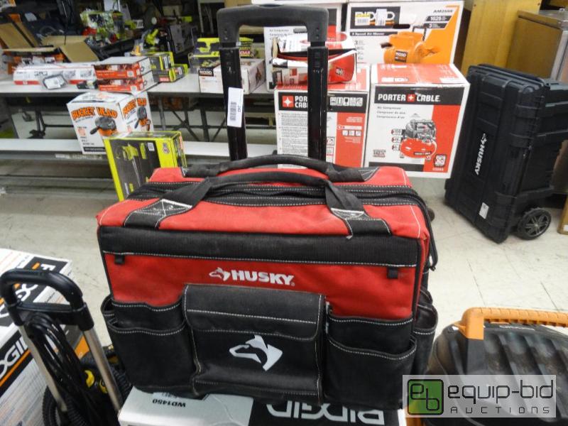 lot 243 image: Husky tool Bag On Wheels....