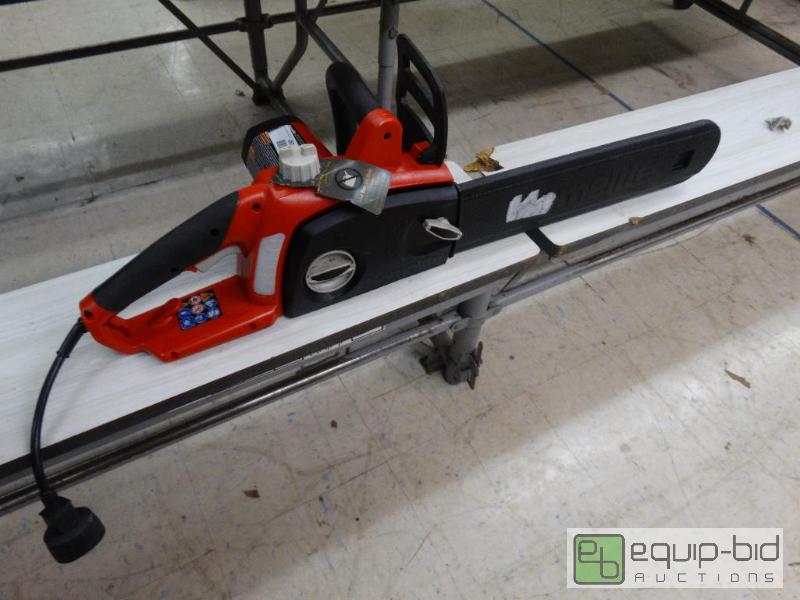 lot 267 image: Homelite 16 Electric Chainsaw....
