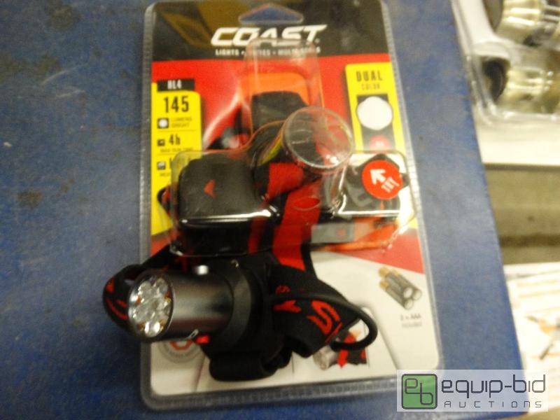 lot 32 image: Coast 145 Lumen Head Lamp....