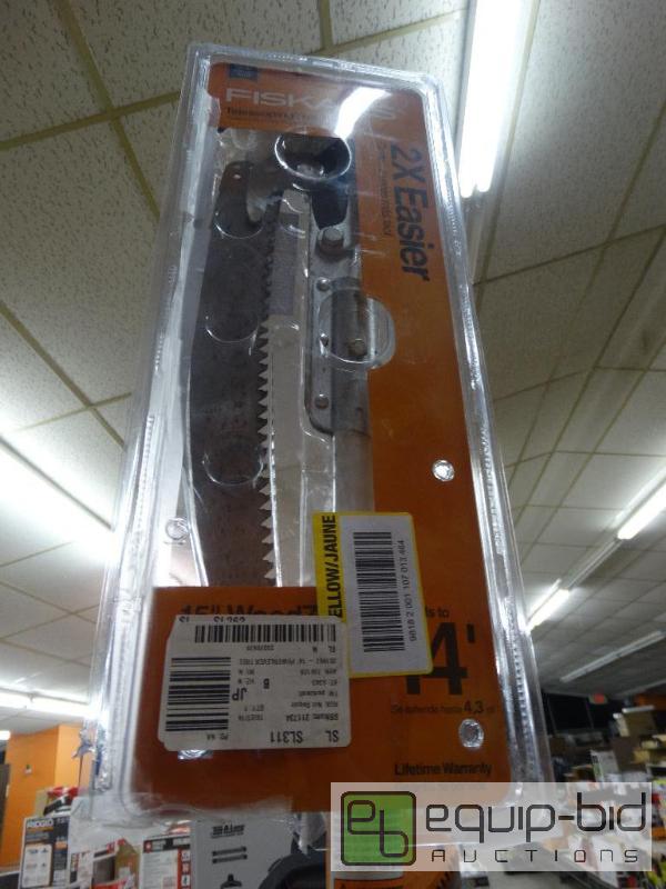 lot 341 image: Fiskars&nbsp14 Tree Saw....