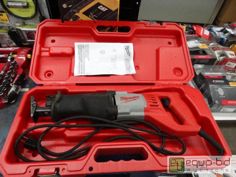 lot 36 image: Milwaukee Sawzall WCase....