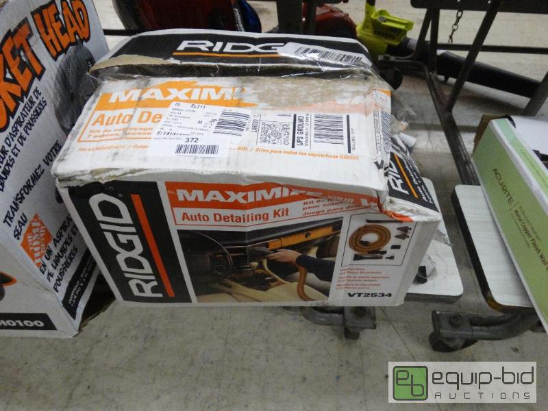 lot 372 image: Ridgid Auto Detail Vac....