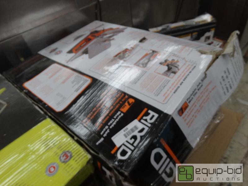 lot 439 image: Ridgid&nbsp7 Portable Job Site Wet Tile Saw...