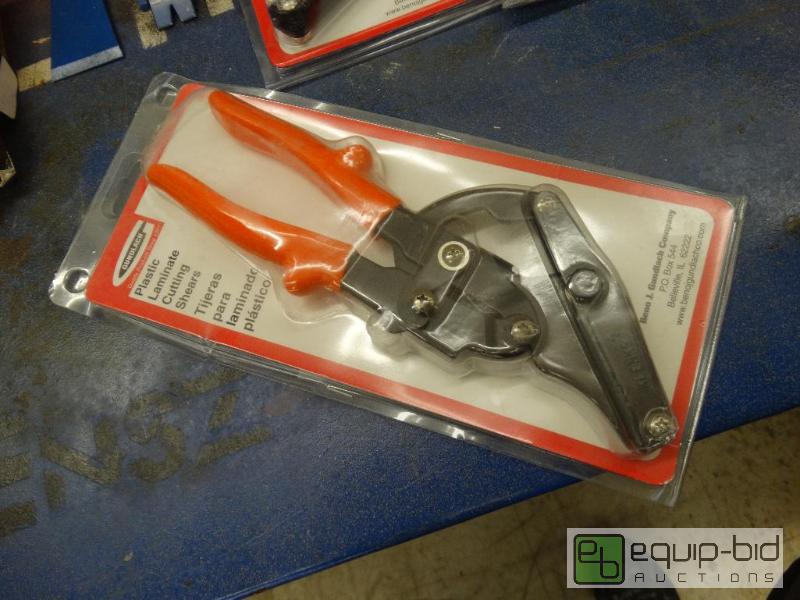 lot 48 image: Plastic Laminate Cutting Shears - New In Pack...