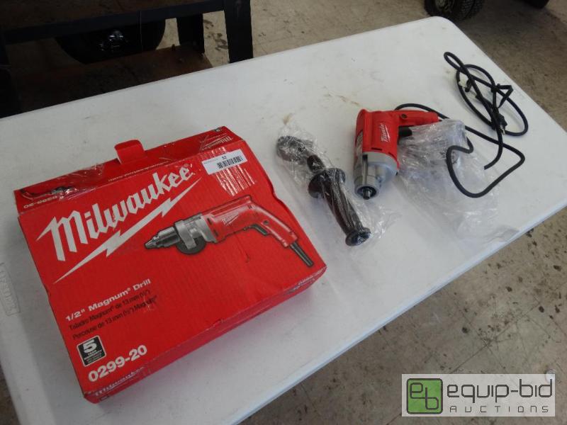 lot 52 image: Milwaukee 12 Magnum Drill-No Chuck.&nbsp...