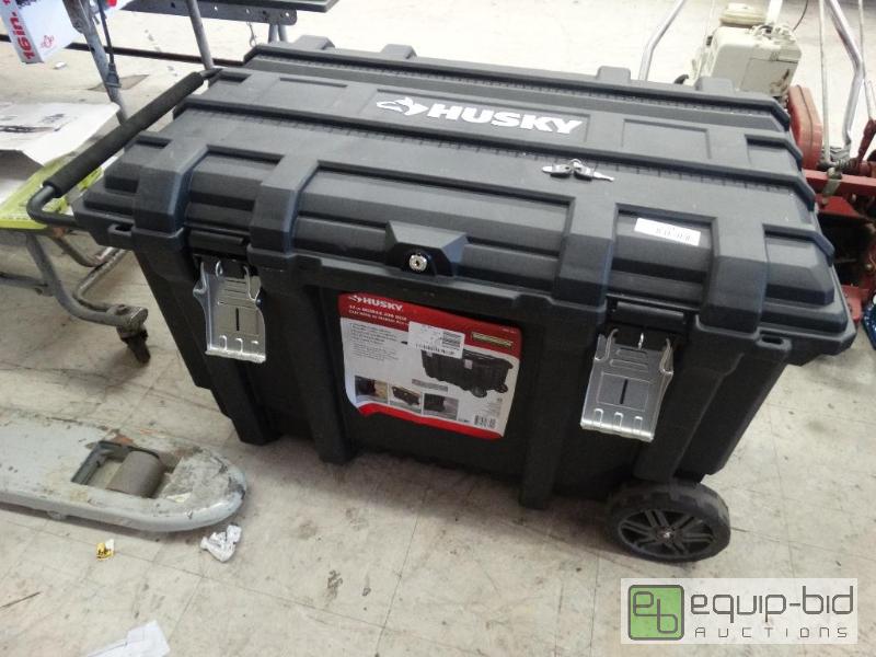 lot 64 image: Husky 37 Mobile Job Box On Wheels- WKey - K...