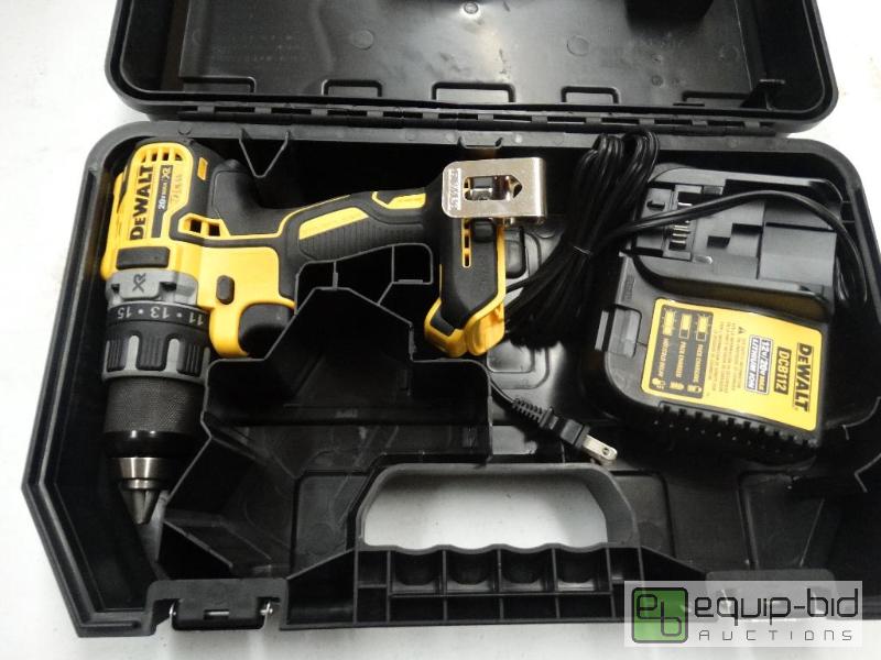 lot 94 image: Dewalt 20 Volt Max XR Hammer Drill WCharger,...