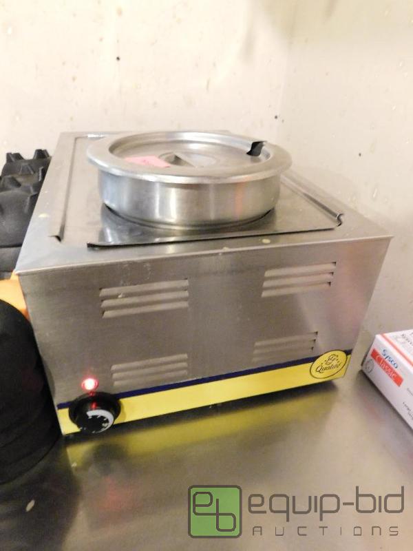 lot 1328 image: Qualite Warmer