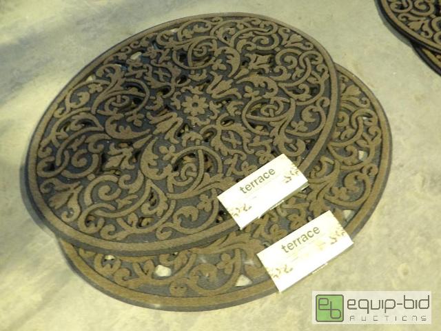lot 2089 image: (2) New Terrace Outdoor Mats