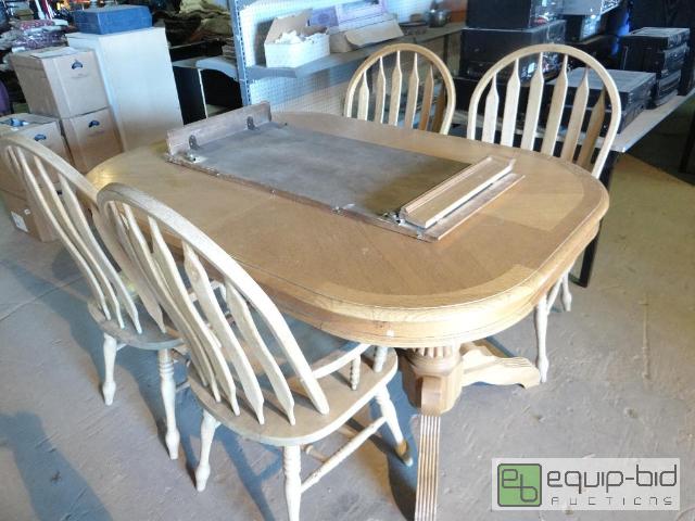lot 2114 image: Very Nice Solid Wood Base 5 piece Dinning Table Set Add a Leaf Included