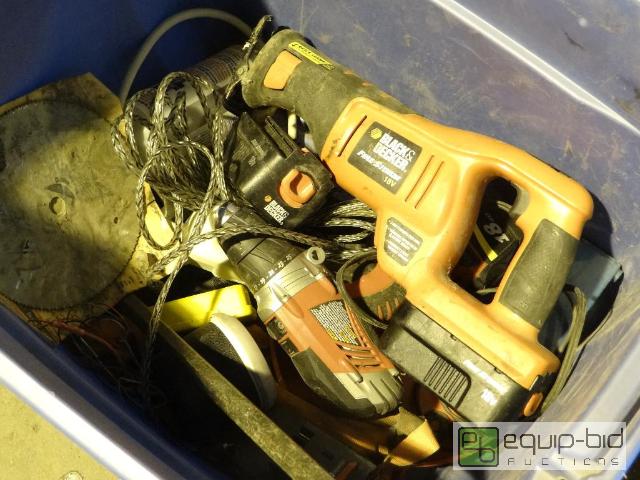 lot 2122 image: Large Tote of Misc Tools and Hardware