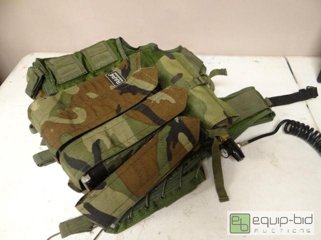 lot 2137 image: Paintball Vest for Airsoft, paintball and tactical training. The new Paintball V...