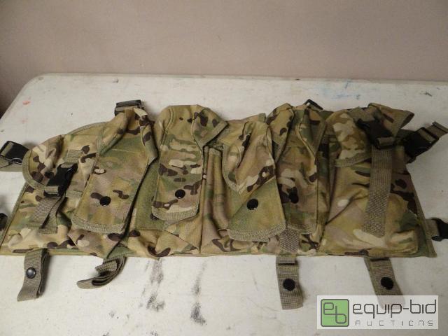 lot 2145 image: Camo Paintball Protective and Storage Vest